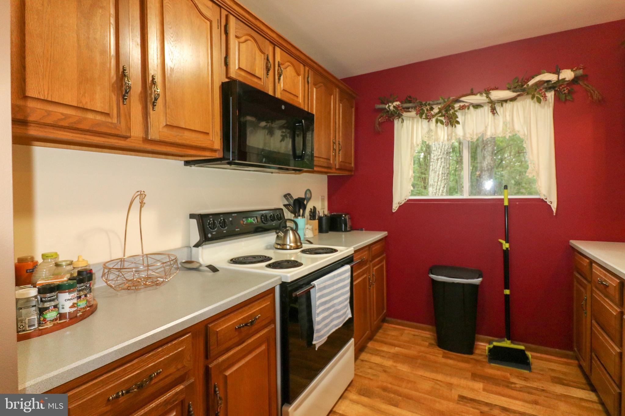 SHORT MOUNTAIN VILLAGE - Residential