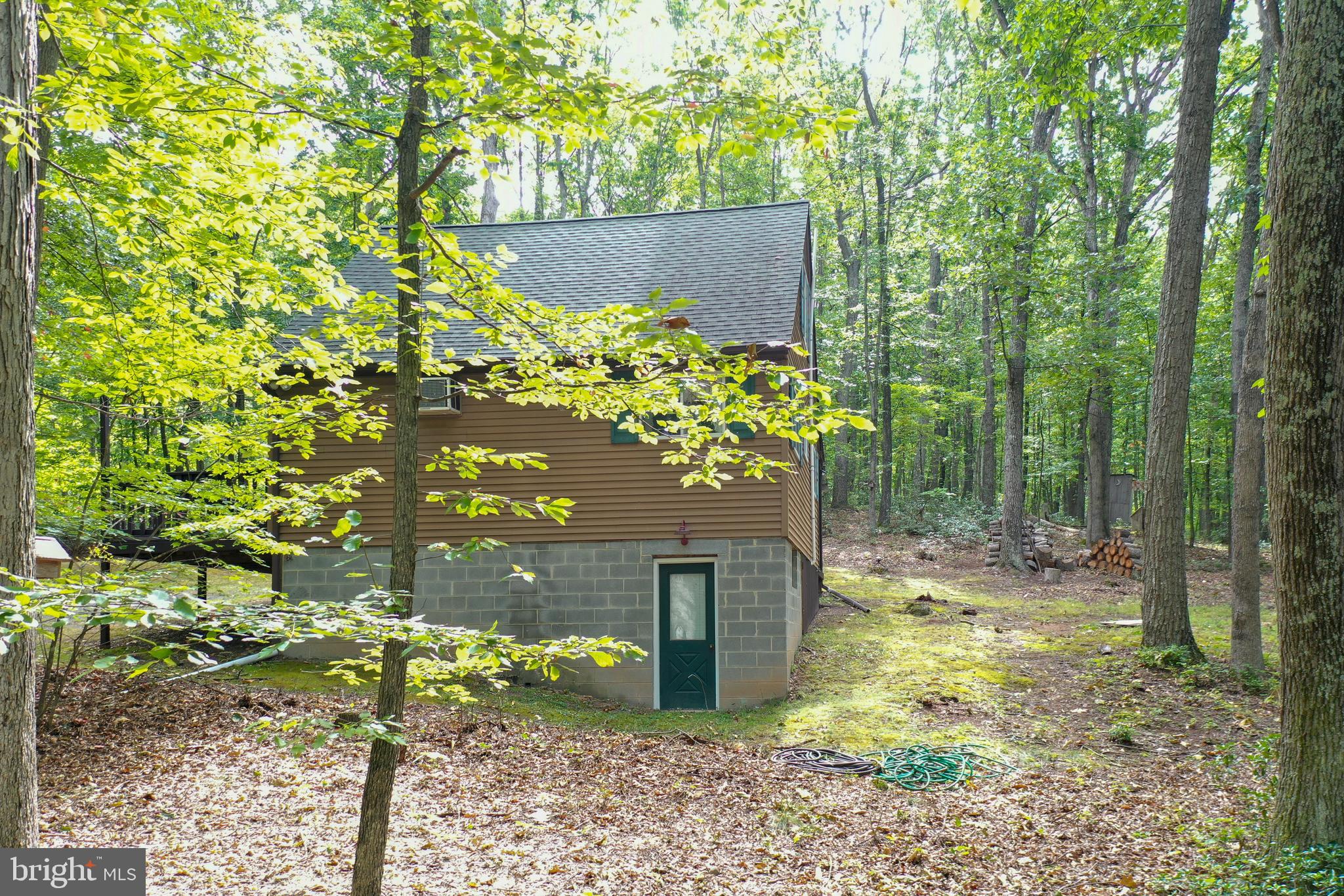 SHORT MOUNTAIN VILLAGE - Residential