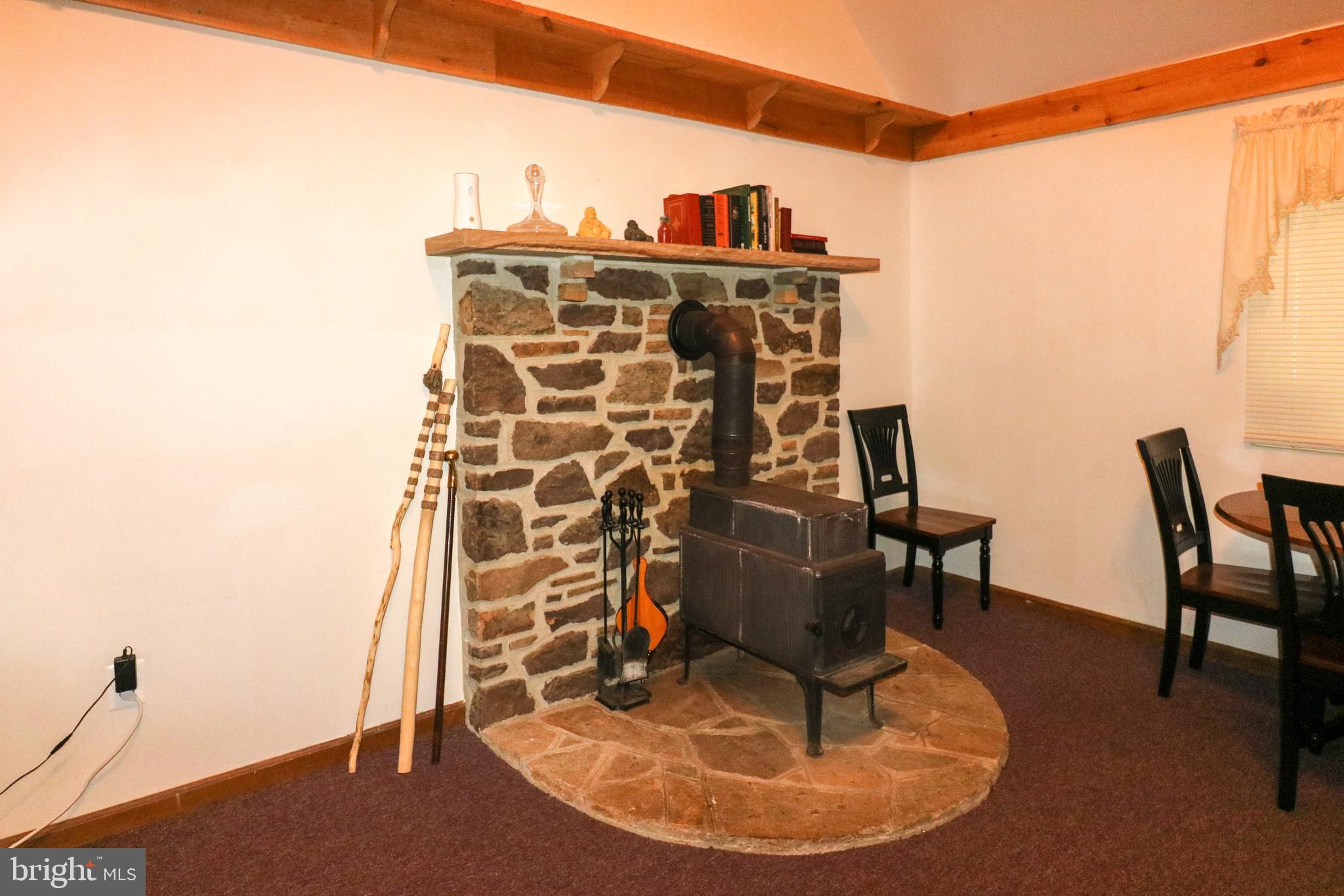 SHORT MOUNTAIN VILLAGE - Residential