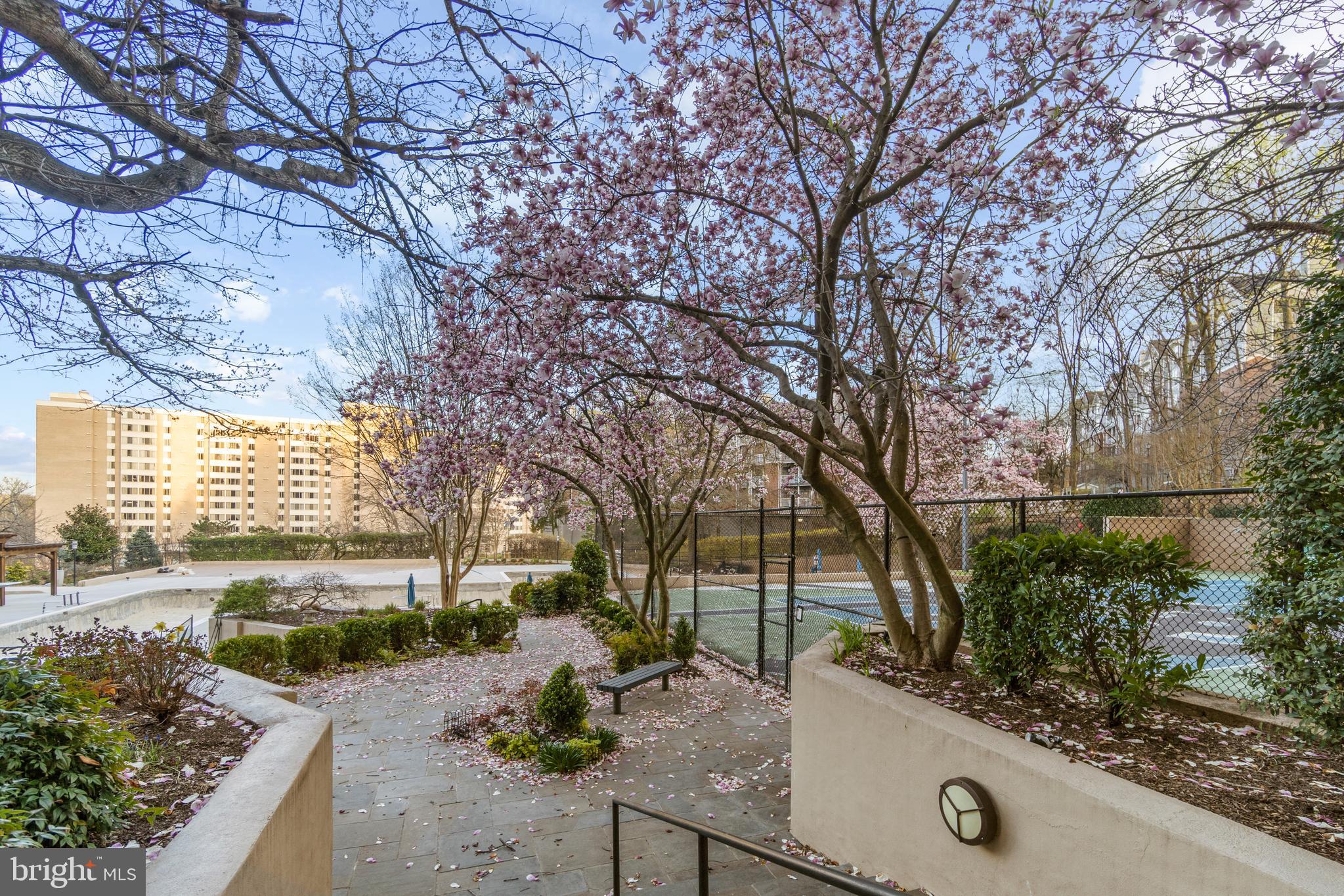 PLACE ONE - Residential