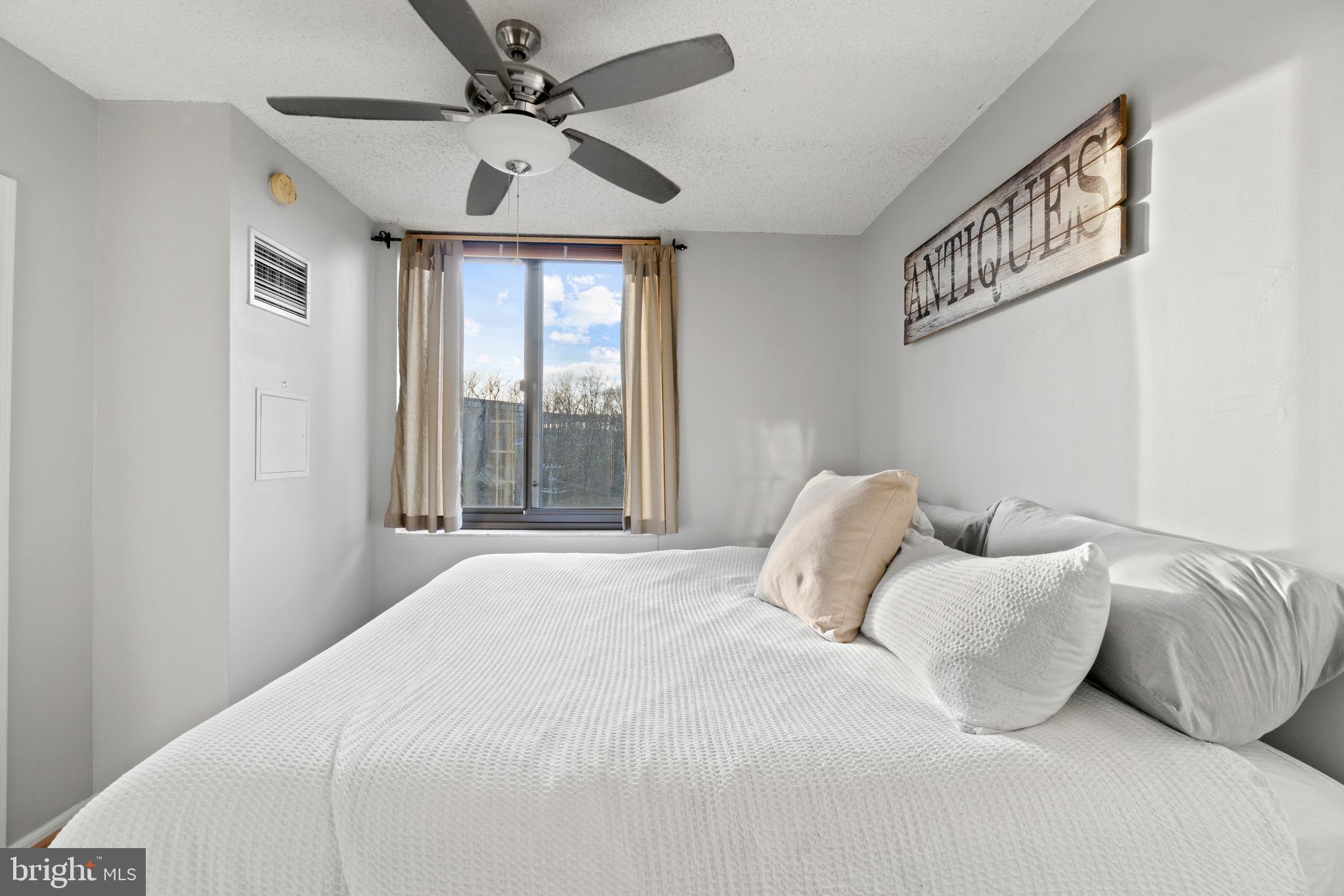 PLACE ONE - Residential