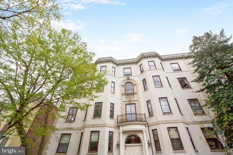 3014 DENT PLACE NW 42E WASHINGTON DC 20007