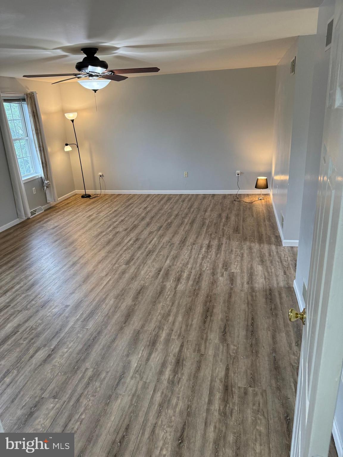 COLUMBIA - Residential