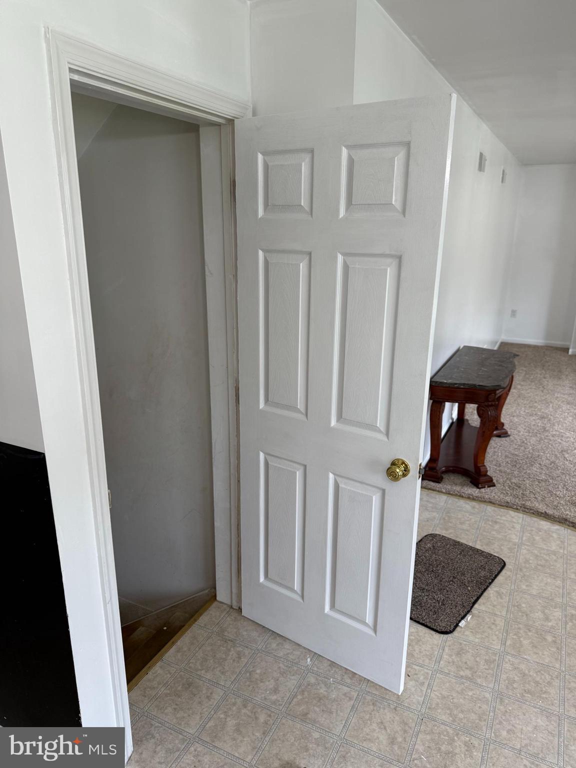 COLUMBIA - Residential