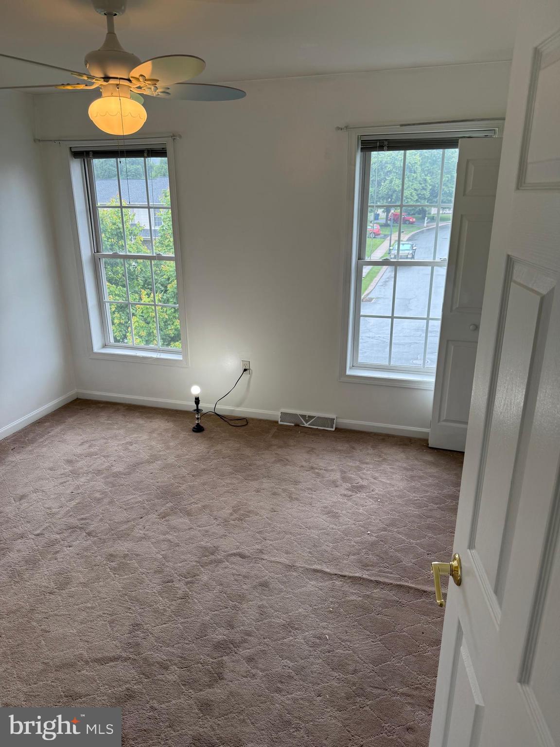 COLUMBIA - Residential