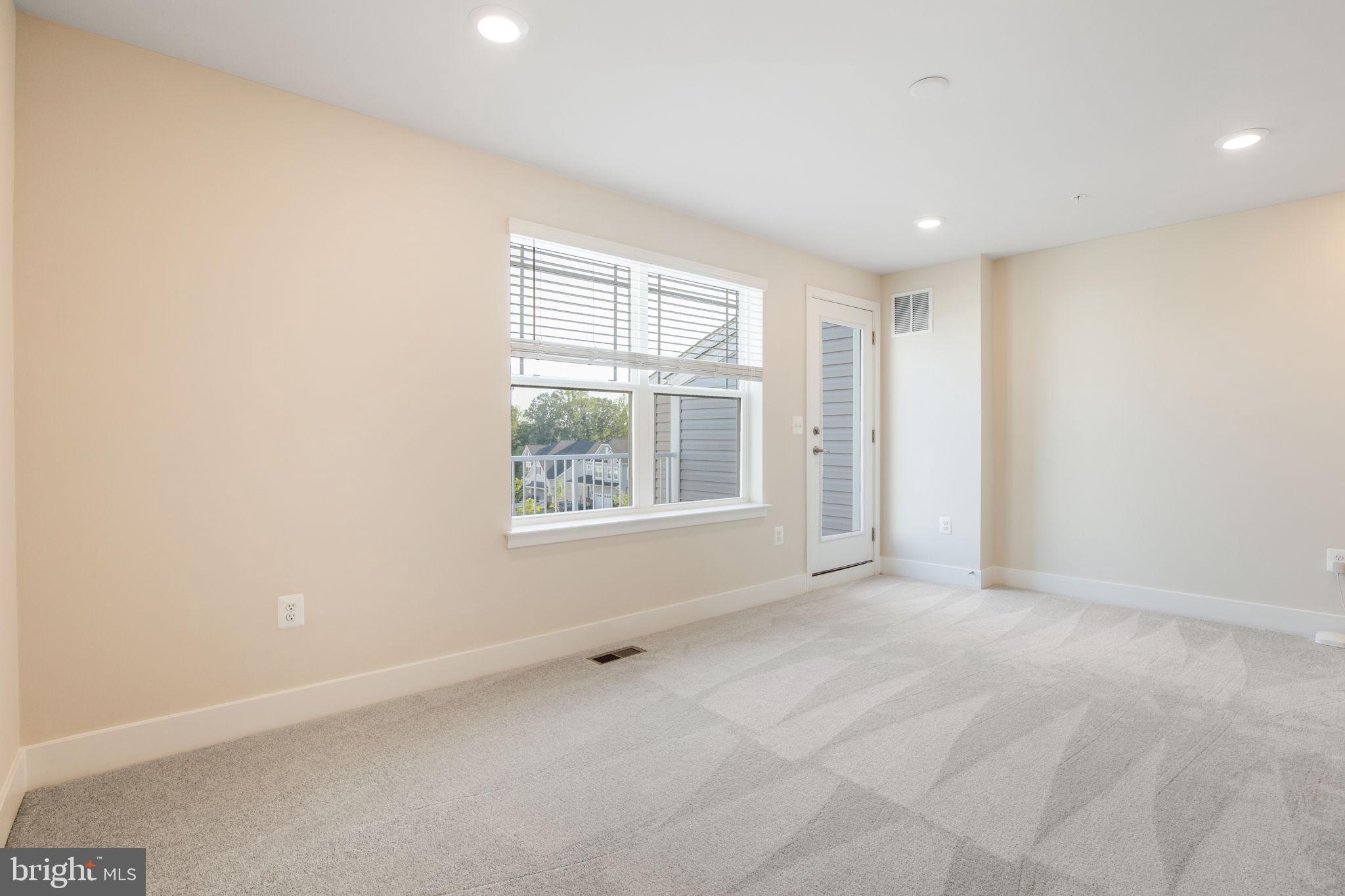 STONEHAVEN - Residential