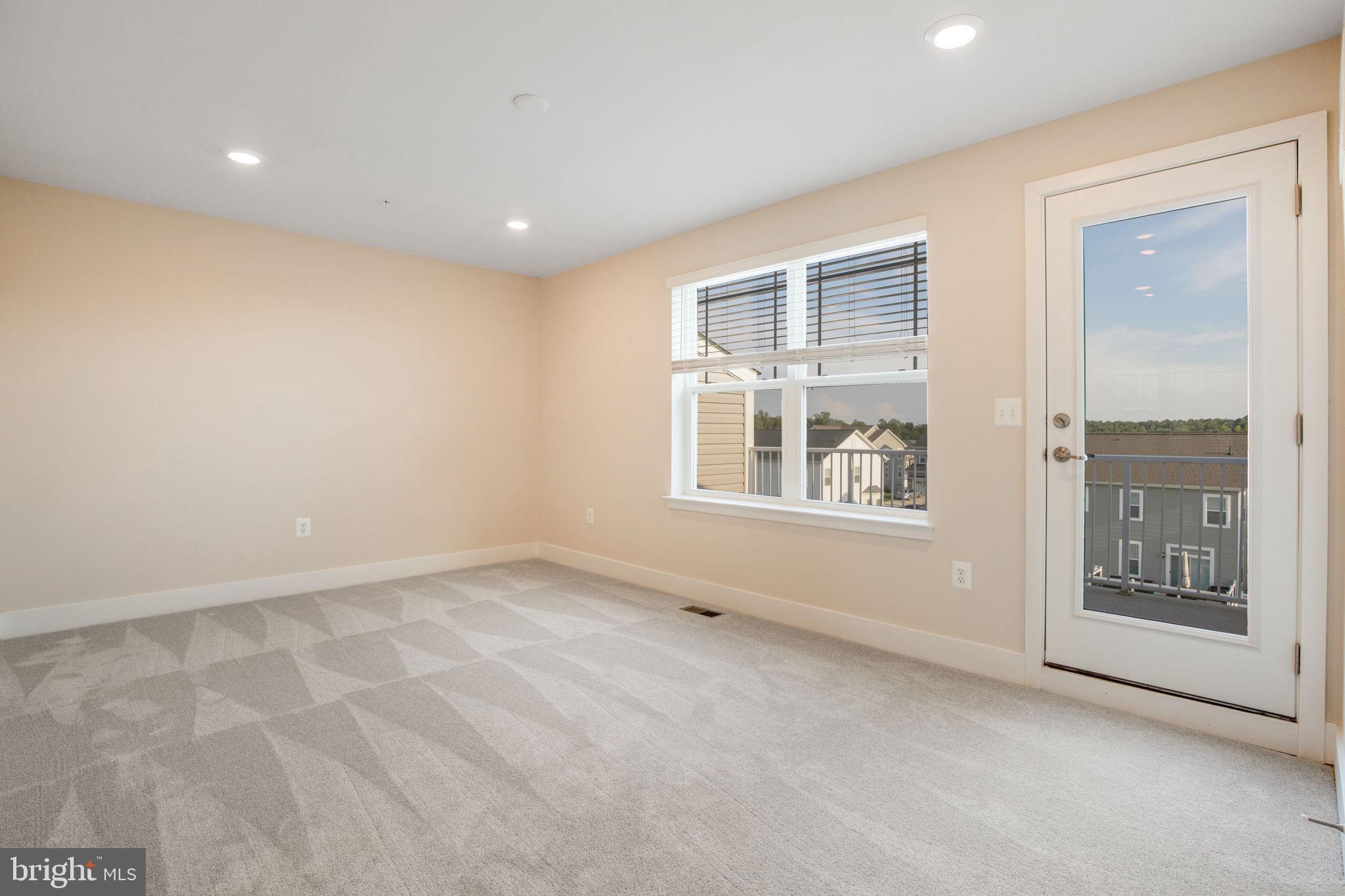 STONEHAVEN - Residential