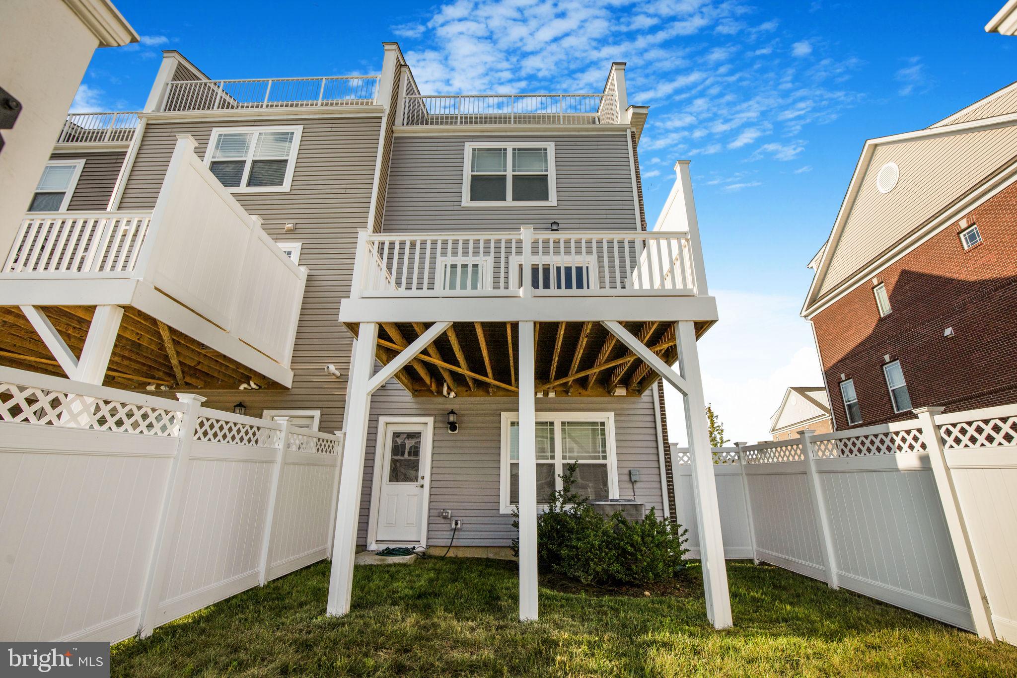 STONEHAVEN - Residential