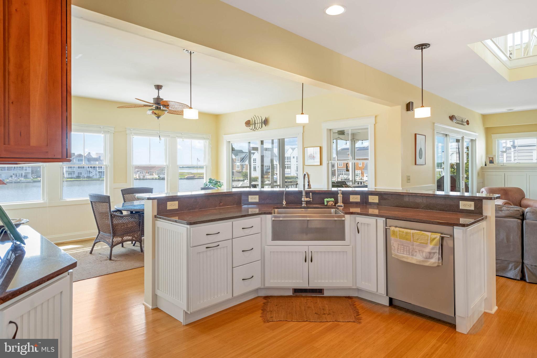 BAY VIEW PARK - Residential