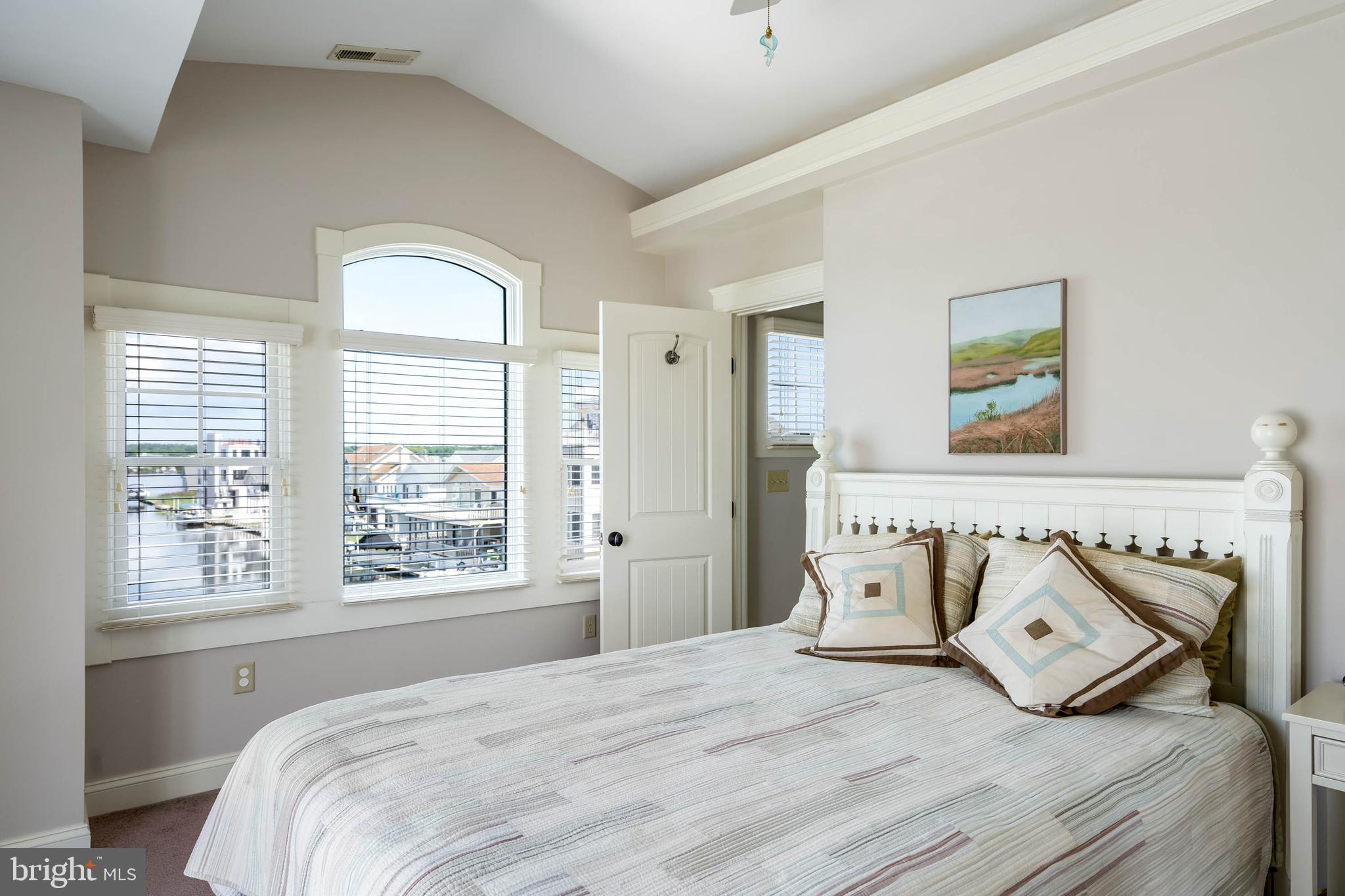 BAY VIEW PARK - Residential