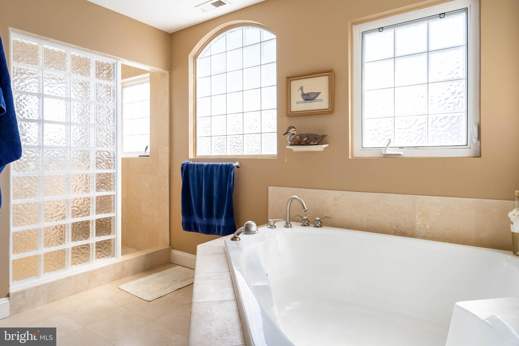 BAY VIEW PARK - Residential