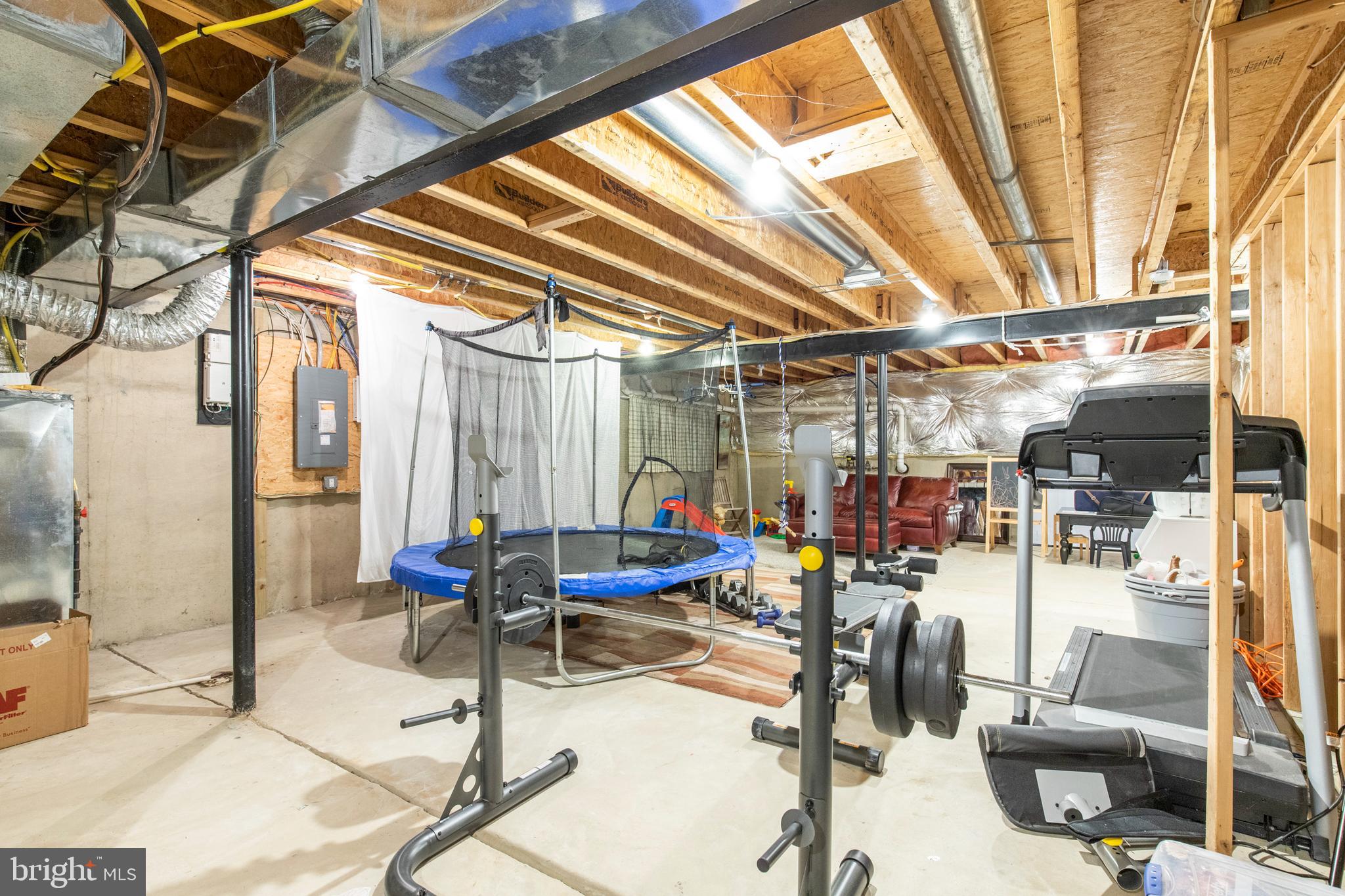 BEDMINSTER SQUARE - Residential Lease