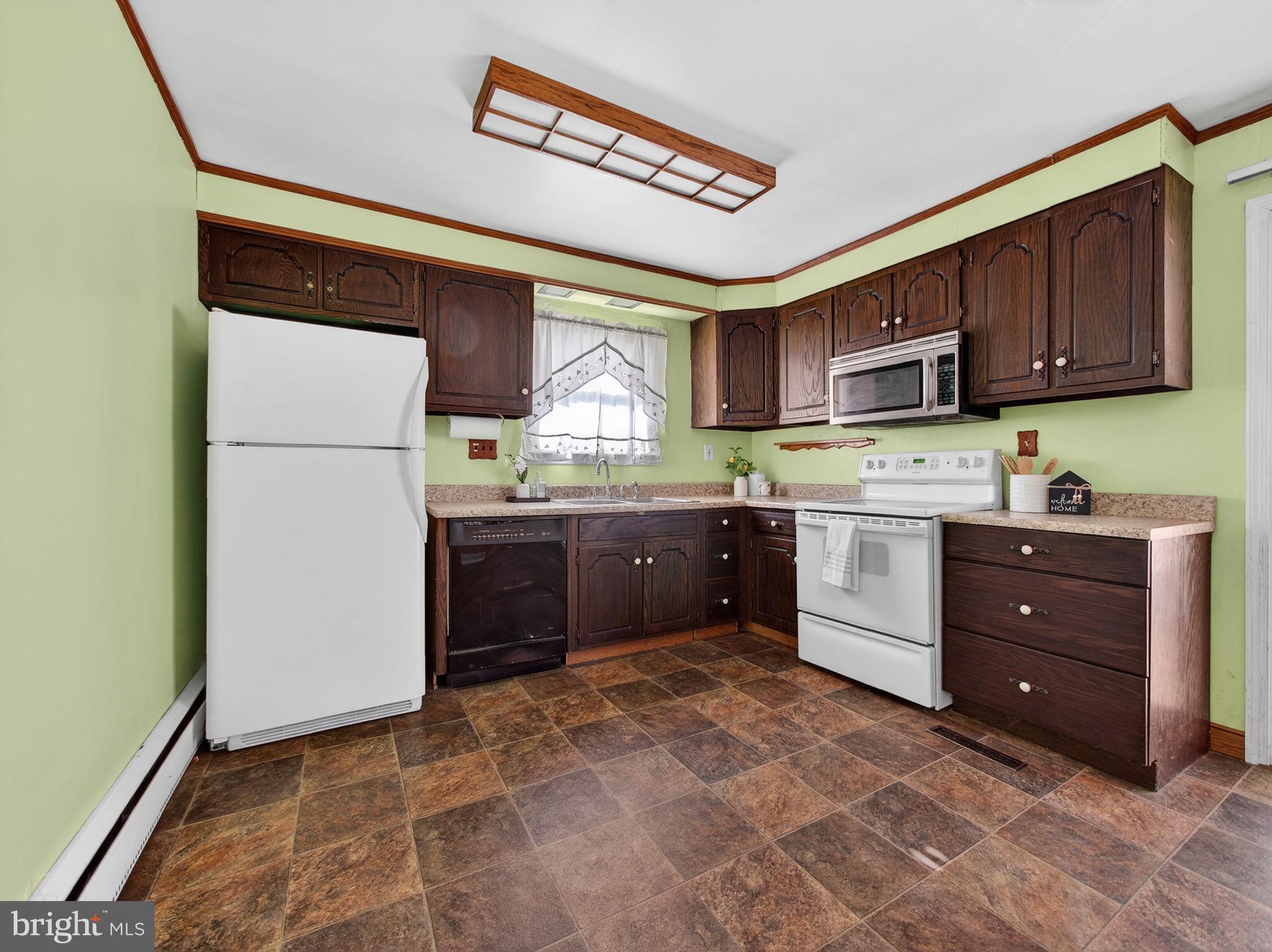 HAMILTON PARK - Residential