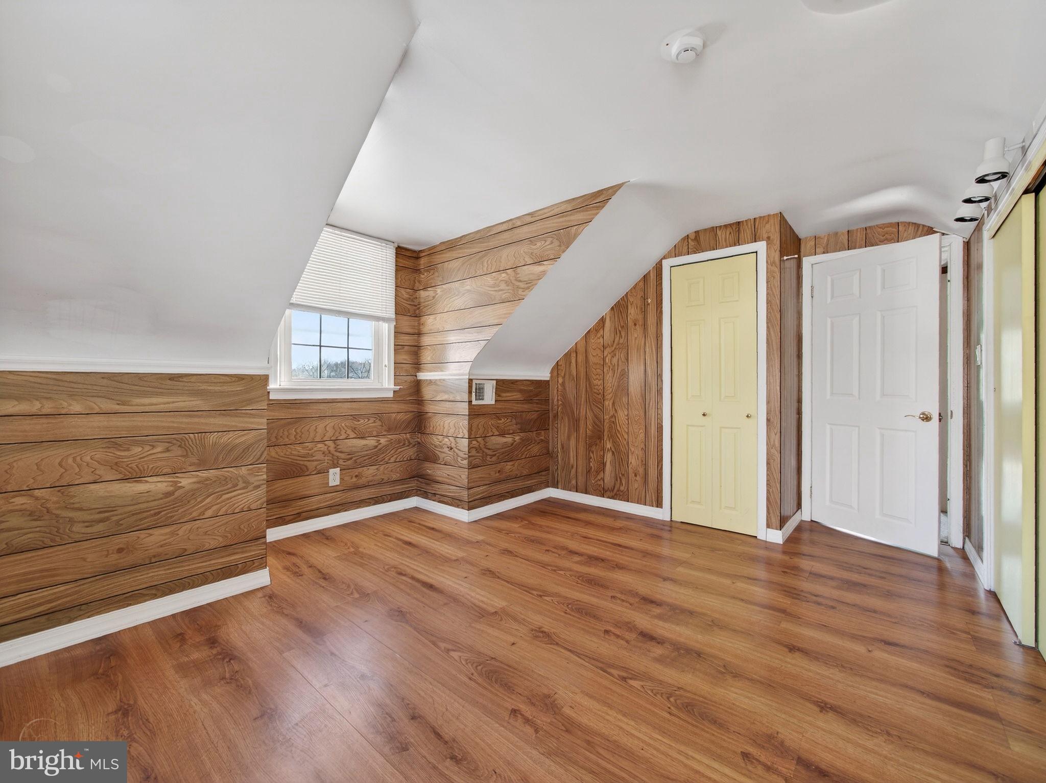 HAMILTON PARK - Residential