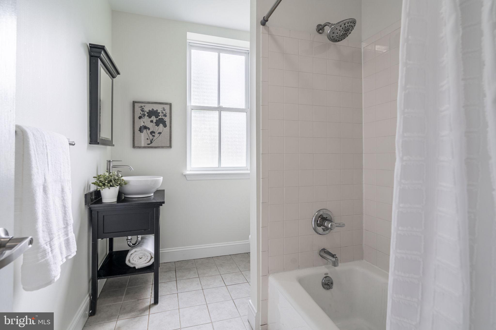 SPRING GARDEN - Residential Lease