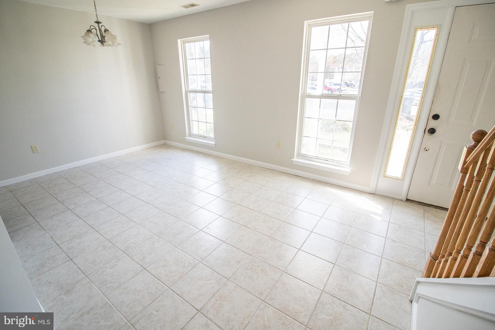 SOUTHGATE CENTER - Residential