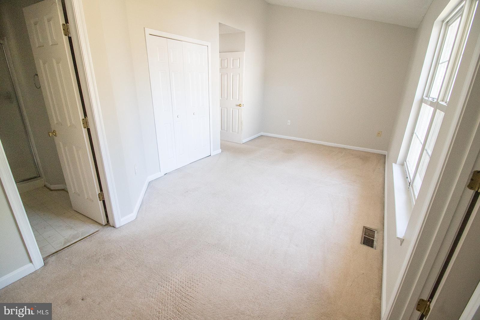 SOUTHGATE CENTER - Residential