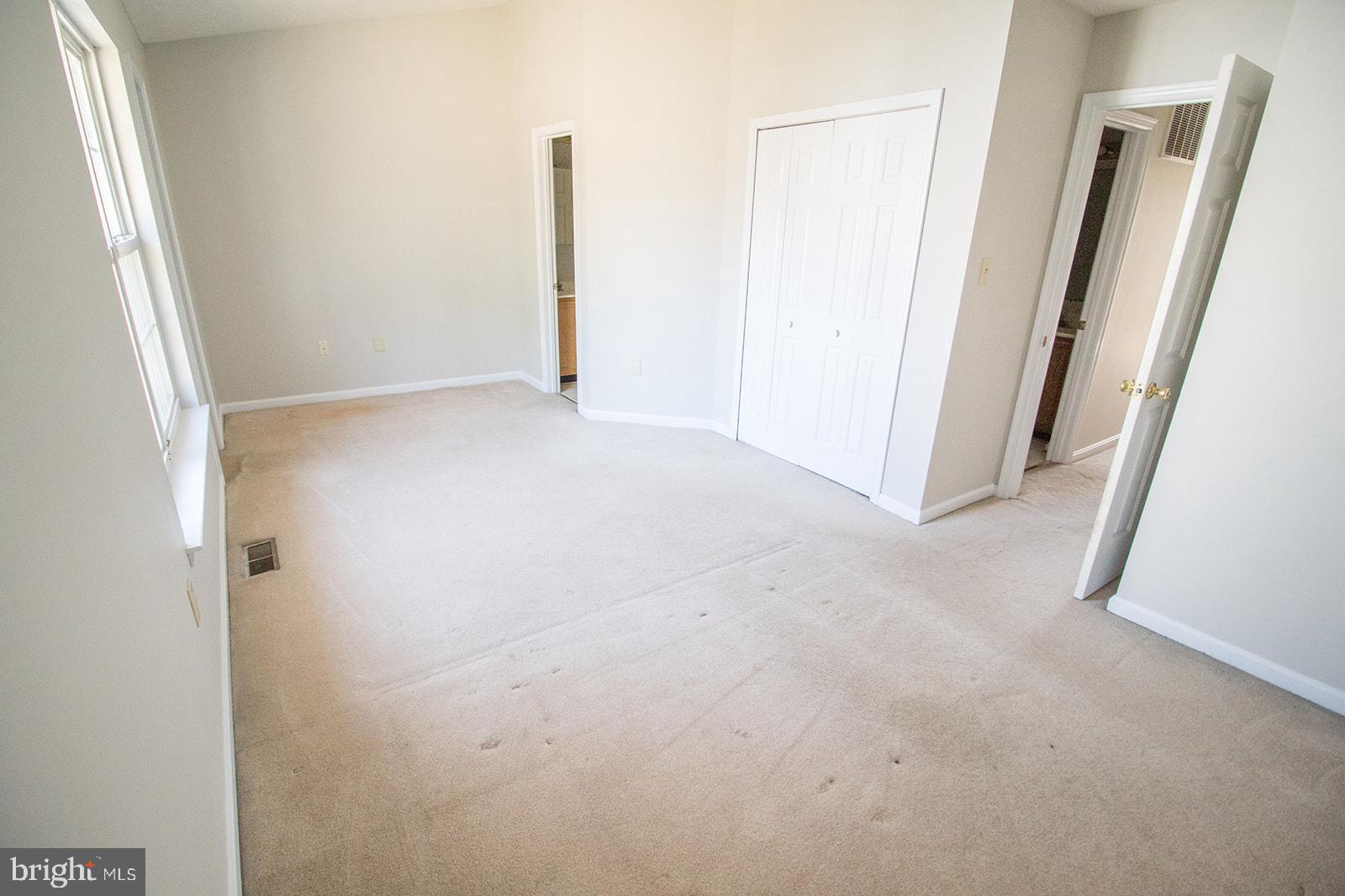 SOUTHGATE CENTER - Residential