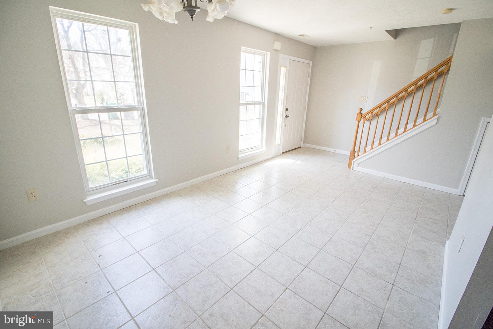 SOUTHGATE CENTER - Residential