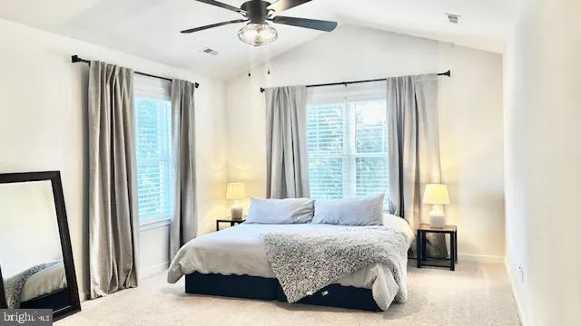 Fredericksburg, Virginia 22401, United States, 2 Bedrooms Bedrooms, ,3 BathroomsBathrooms,Residential,Pending,191827