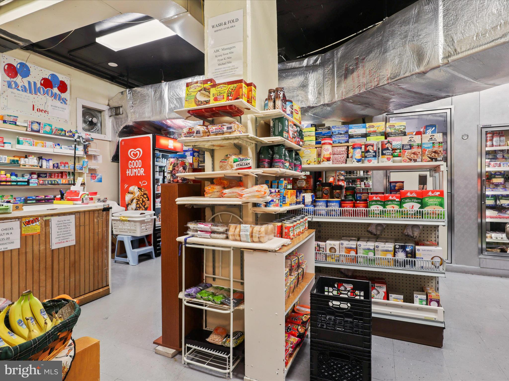 MARINA TOWERS - Residential