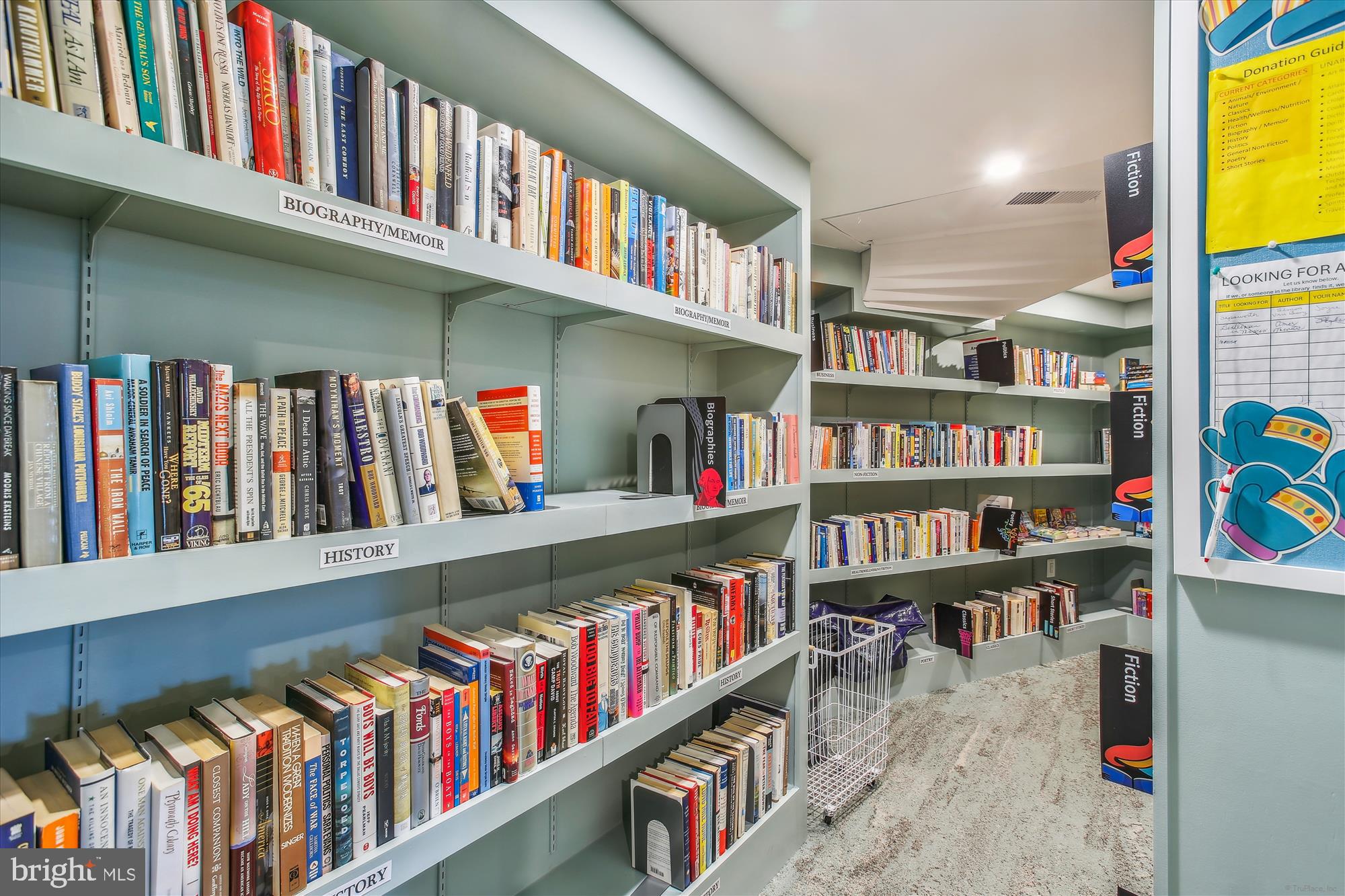 MARINA TOWERS - Residential