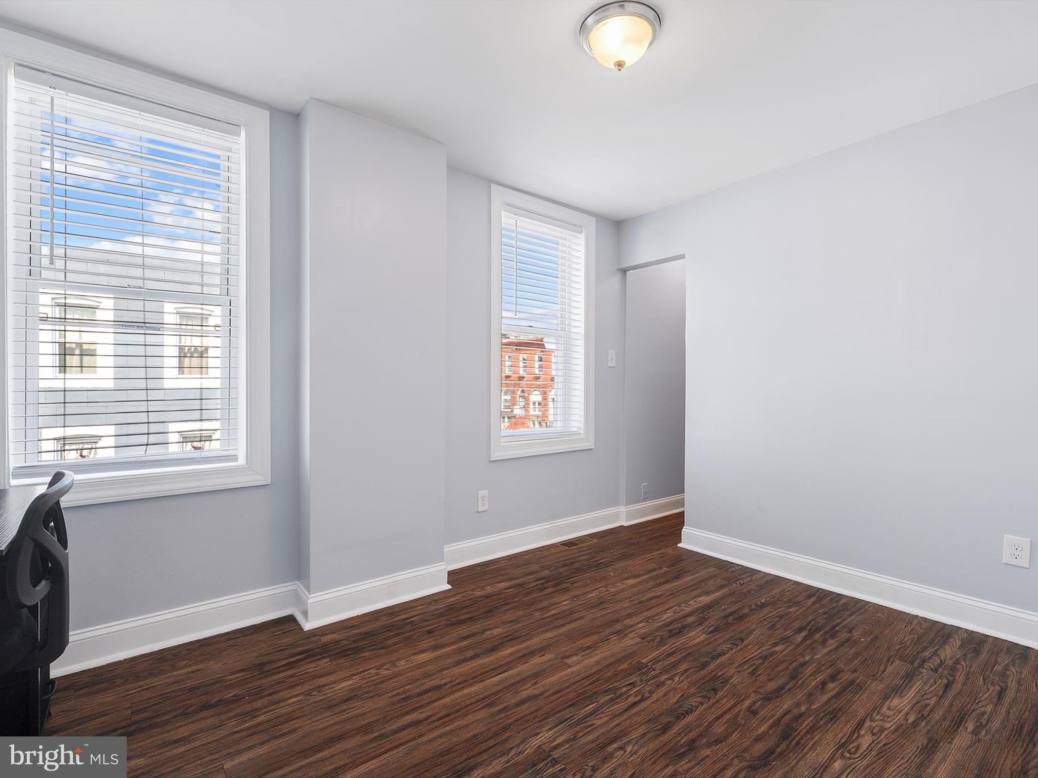 LITTLE ITALY - Residential Lease
