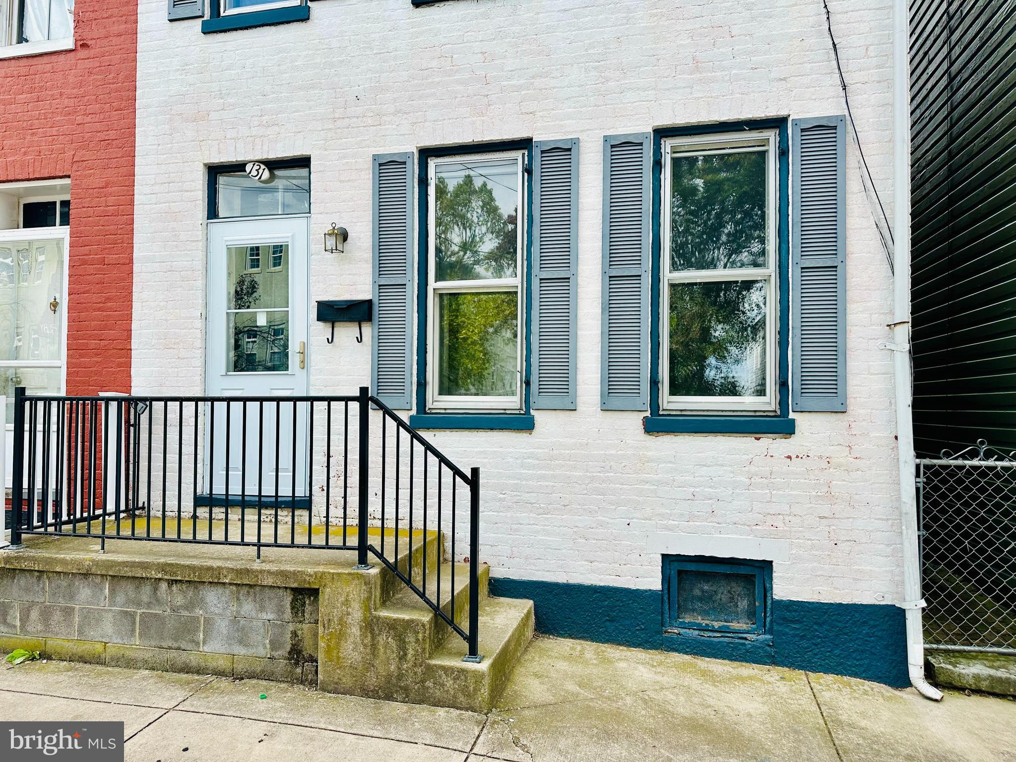 131 E ANTIETAM STREET