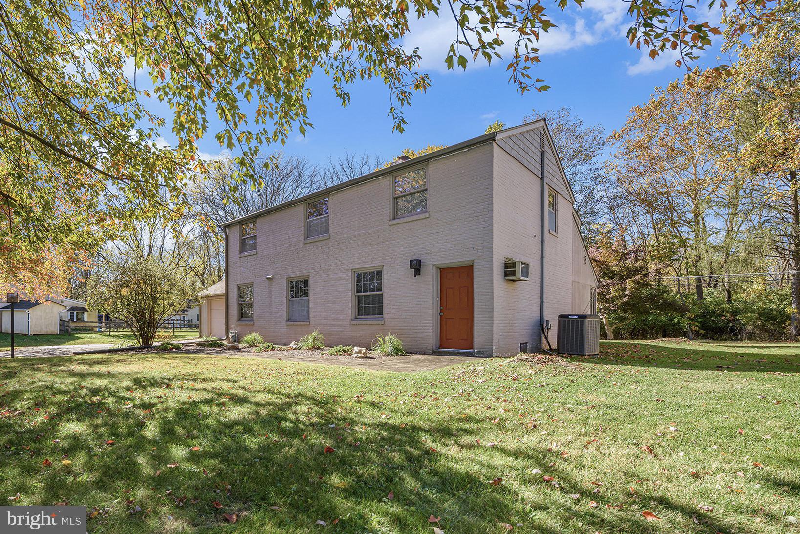 4048 FRIENDS LANE