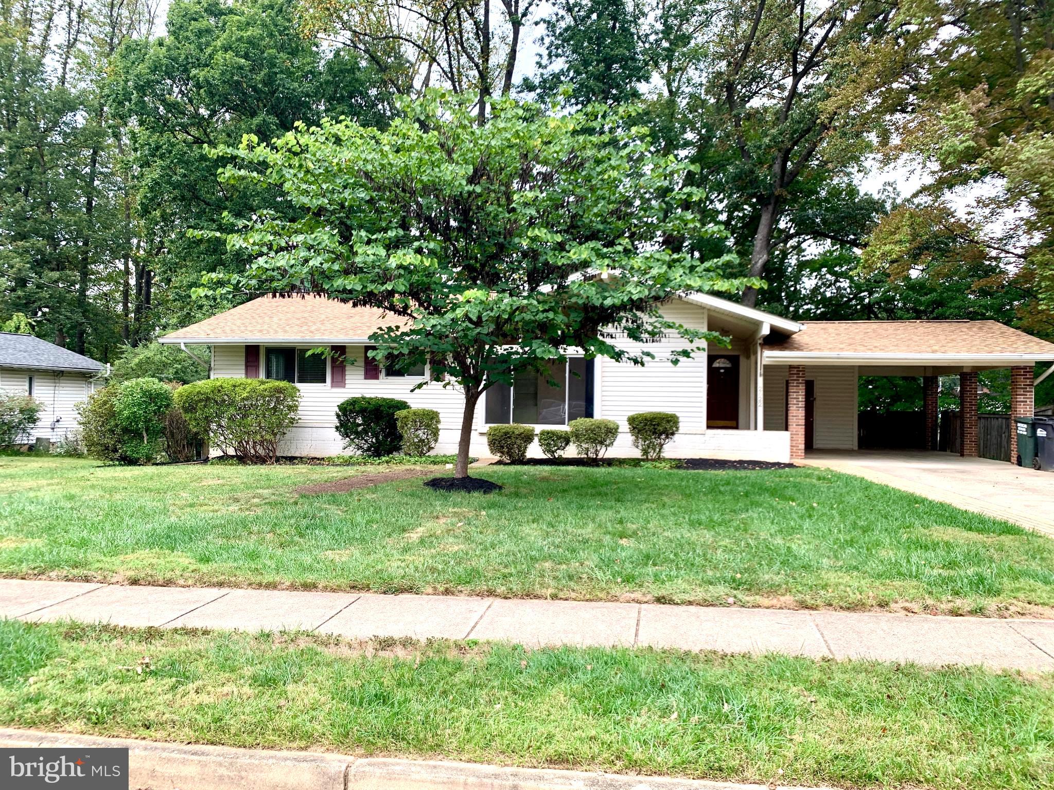 DUNN LORING WOODS - Residential Lease