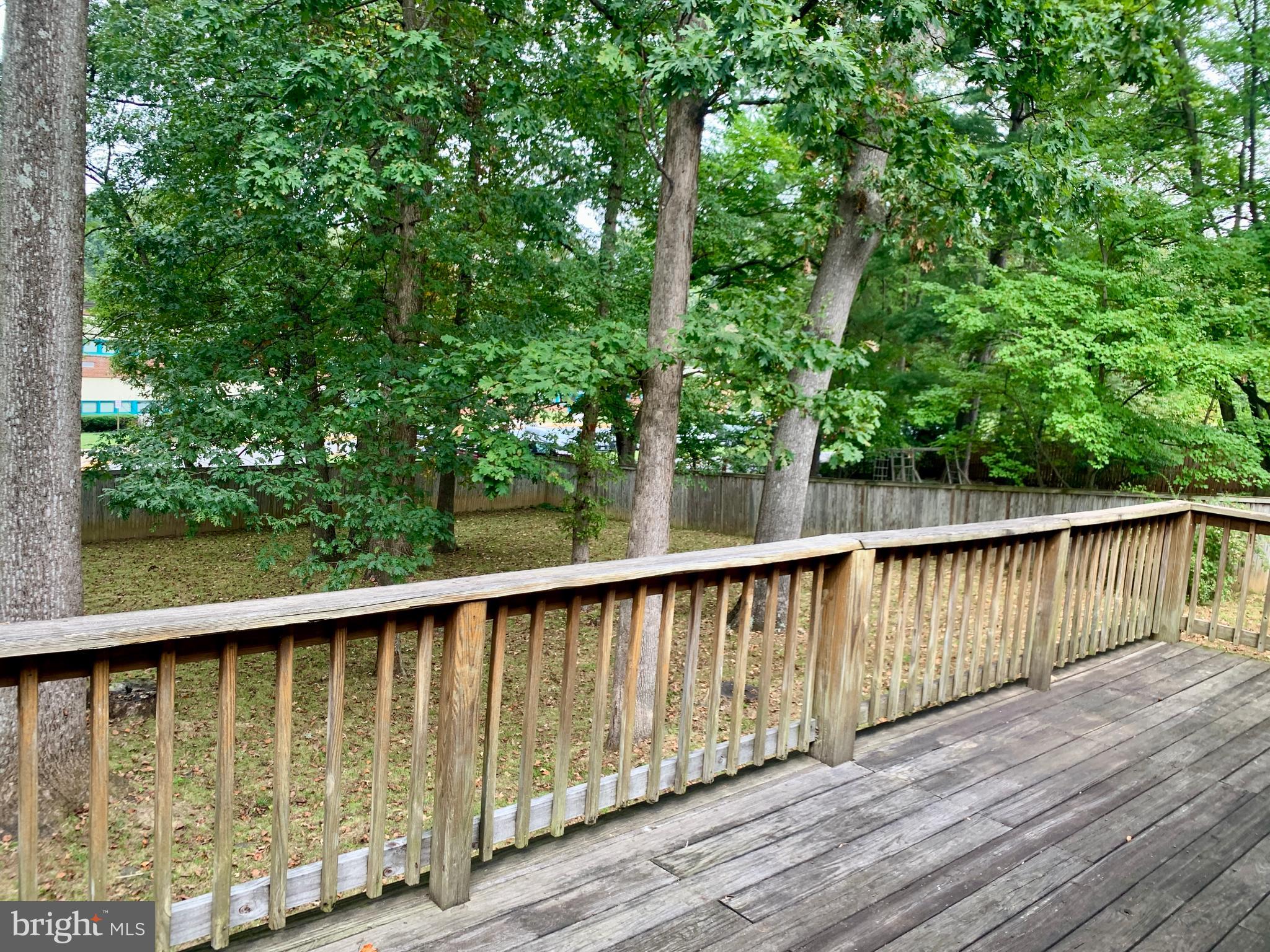 DUNN LORING WOODS - Residential Lease