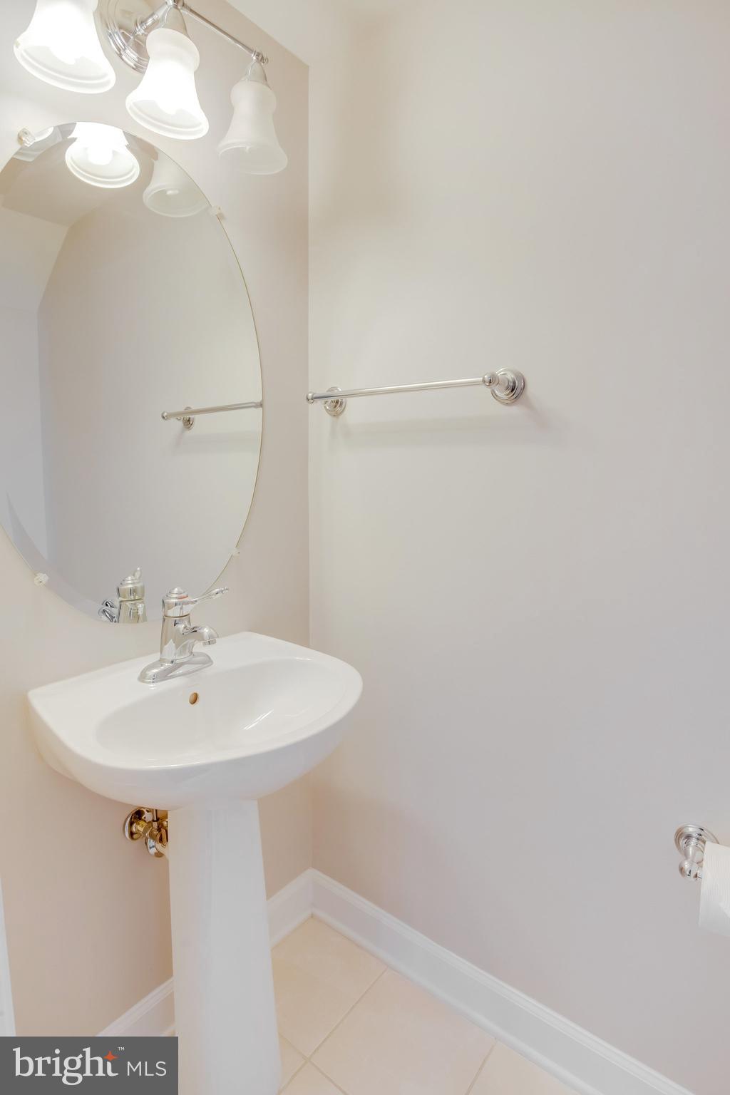 POTOMAC CLUB - Residential Lease