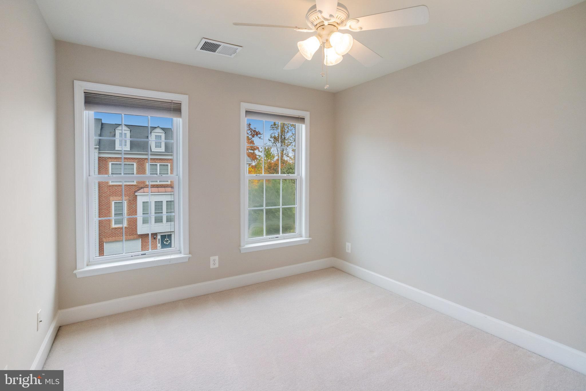 POTOMAC CLUB - Residential Lease