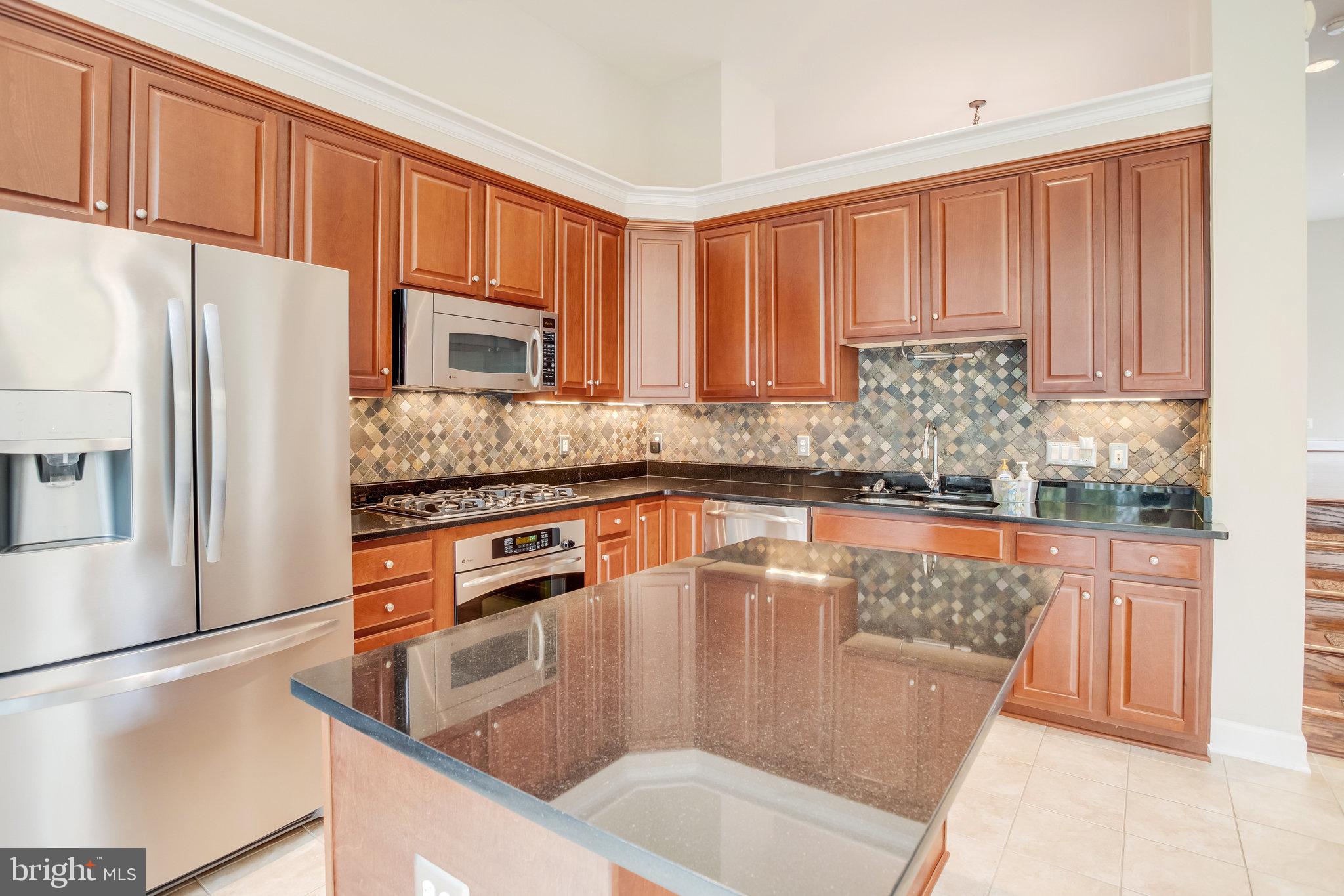 POTOMAC CLUB - Residential Lease