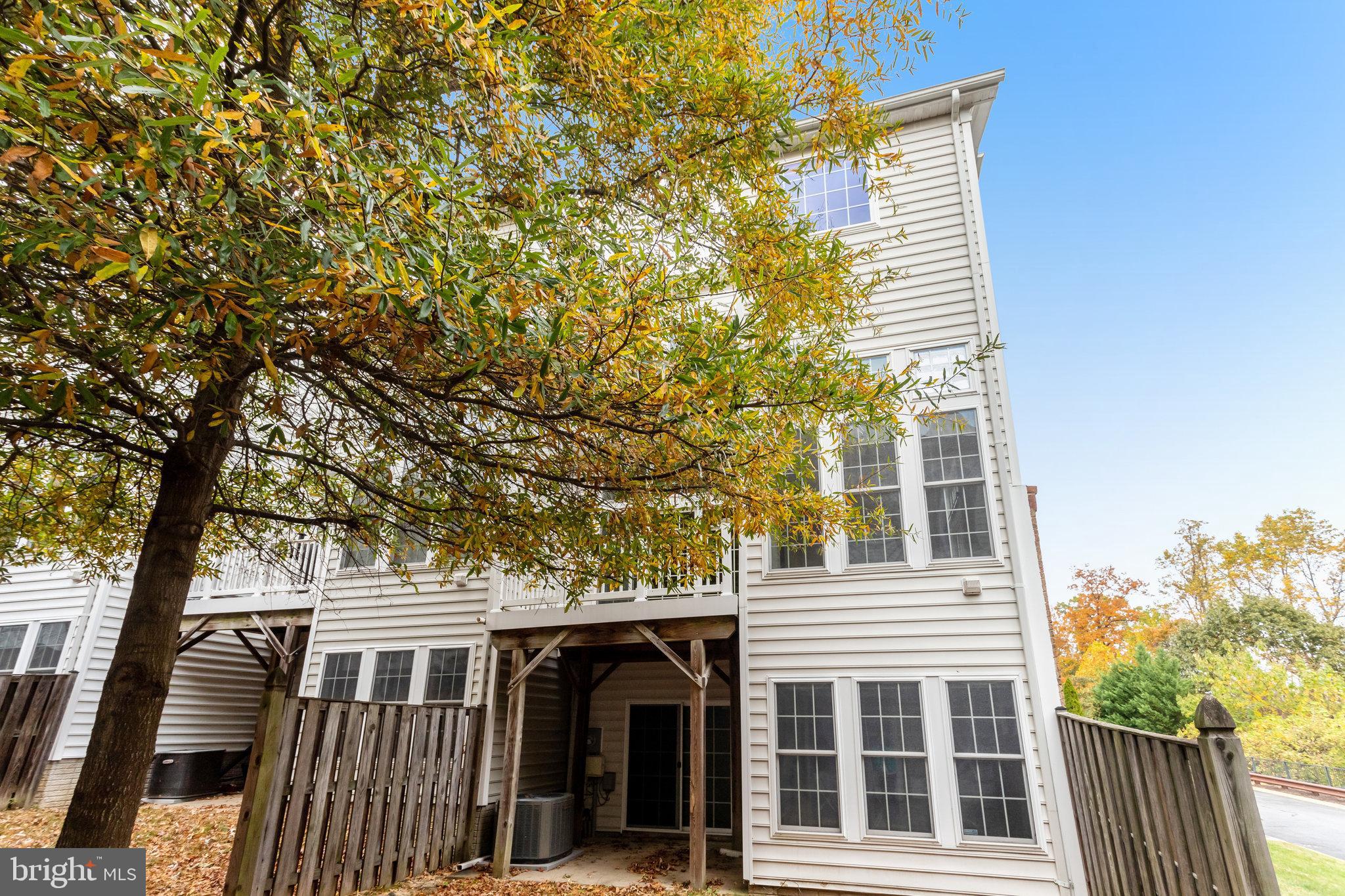 POTOMAC CLUB - Residential Lease