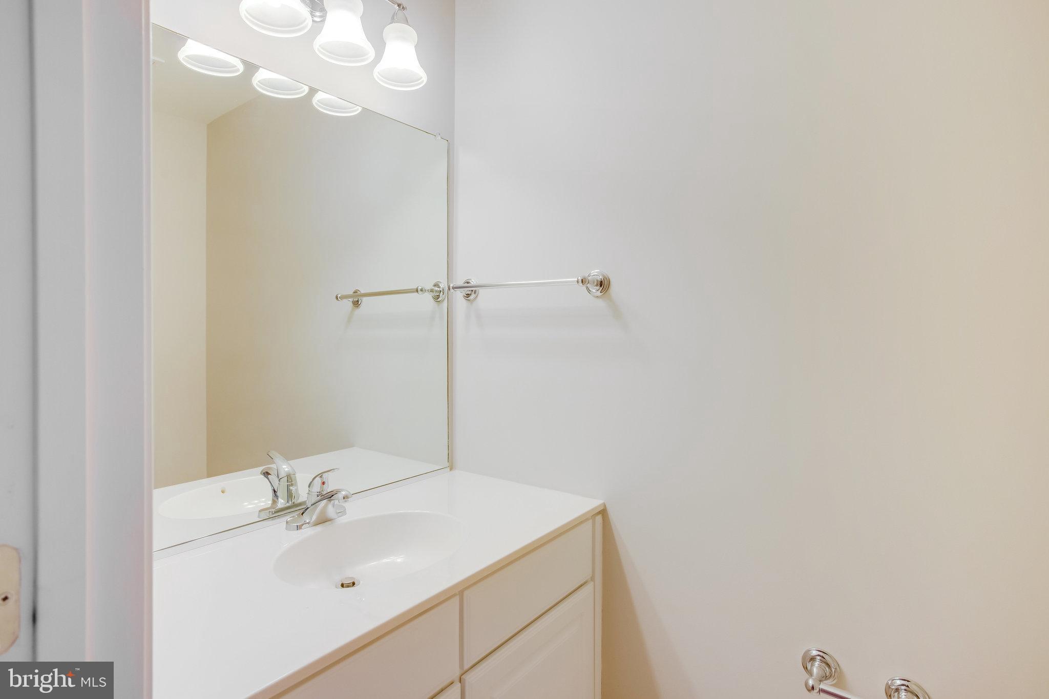 POTOMAC CLUB - Residential Lease