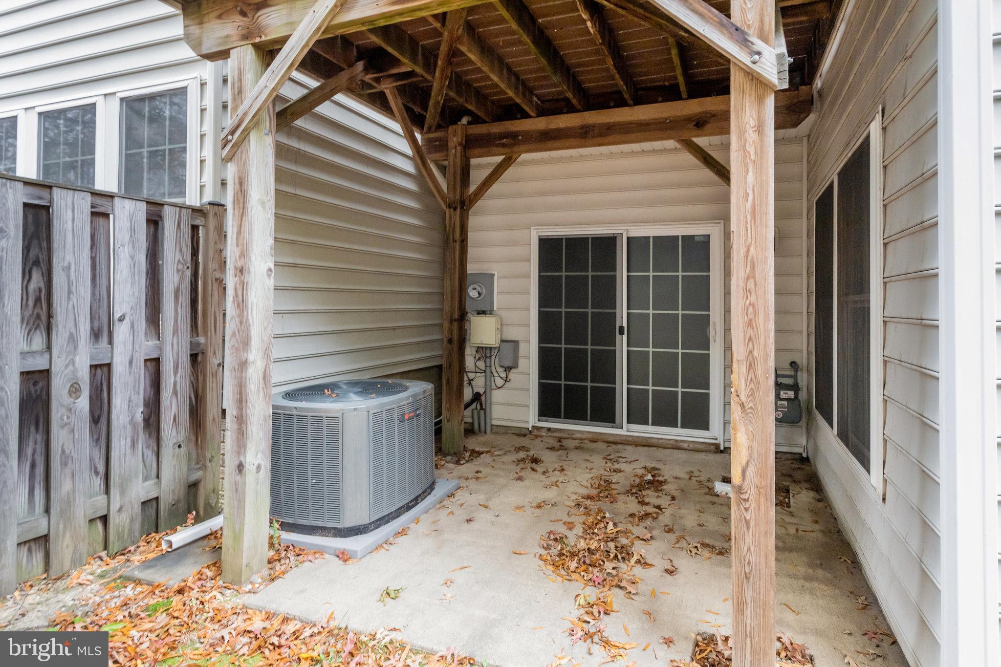 POTOMAC CLUB - Residential Lease