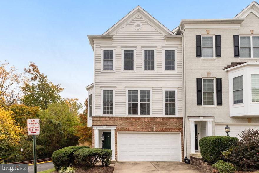 Beautiful end unit townhome situated in the amazing Potomac Club community! Natural light and open floor plan provide a comfortable lifestyle for daily living and entertainment! 3 bedrooms and 2 full baths with laundry upstairs. Half bath on main floor and half bath, den, and bonus room on lower level! Enjoy all the amenities of Potomac Club! Easy access to I-95 and other commute options nearby! Two car garage! Pets considered.