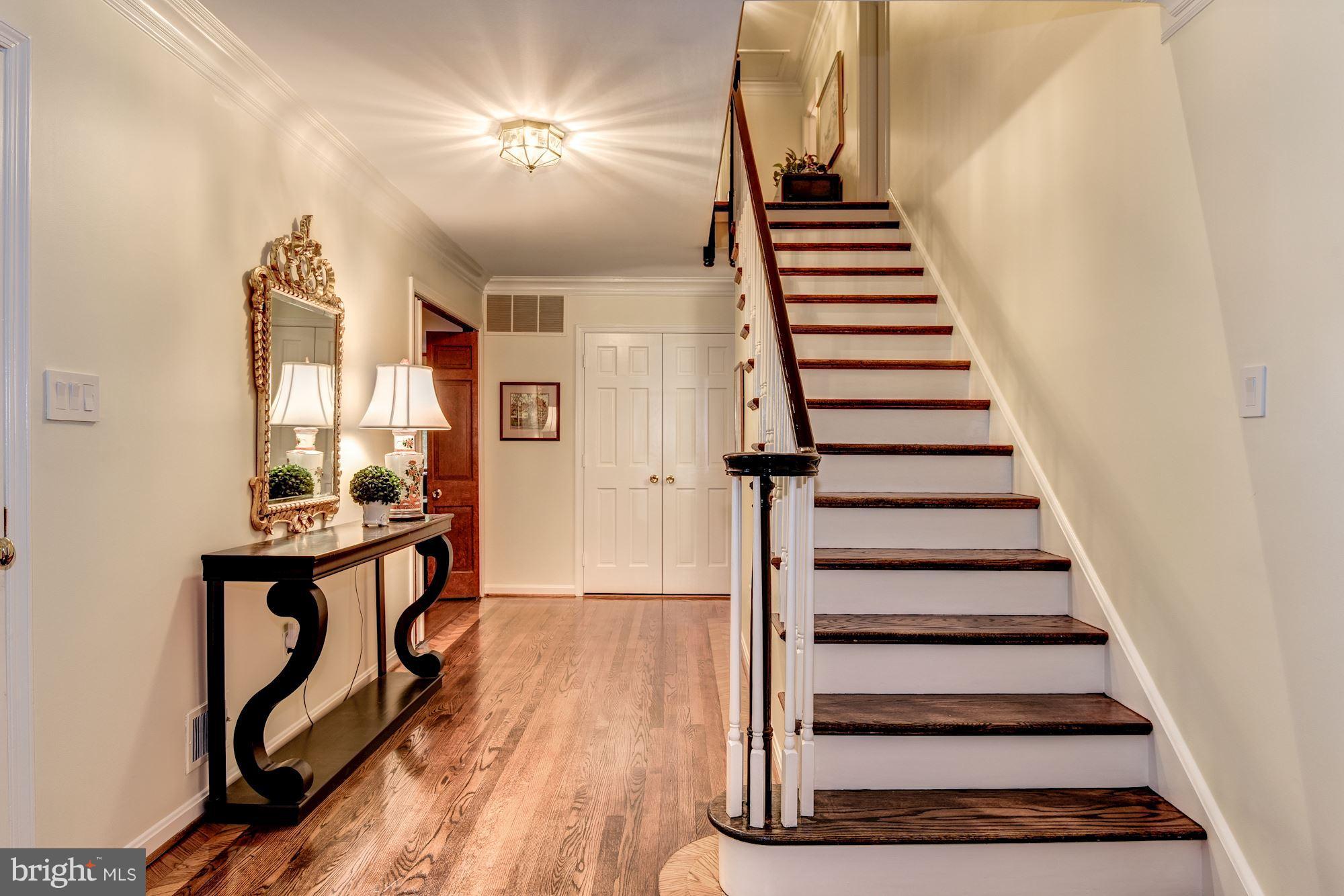 RIVER FALLS - Residential