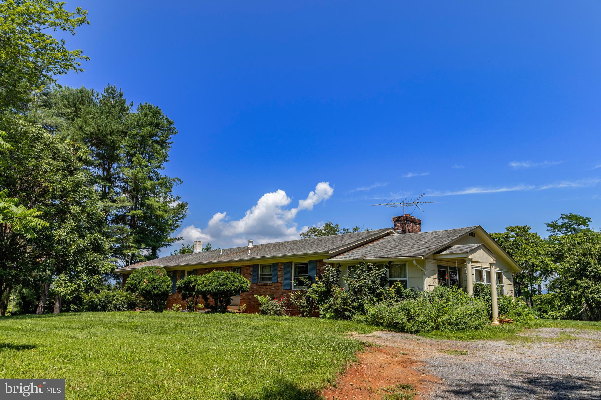 13415 CREST HILL ROAD