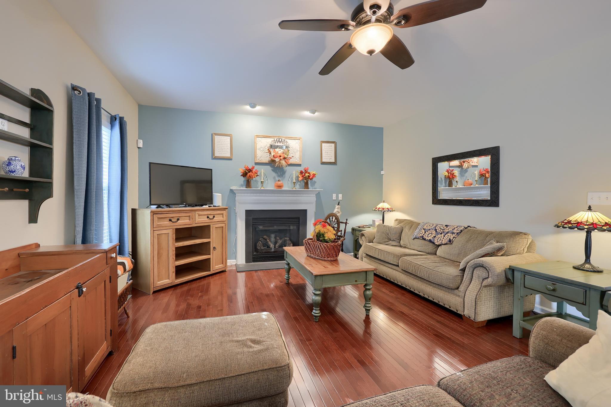 RUSSETT FARMS - Residential