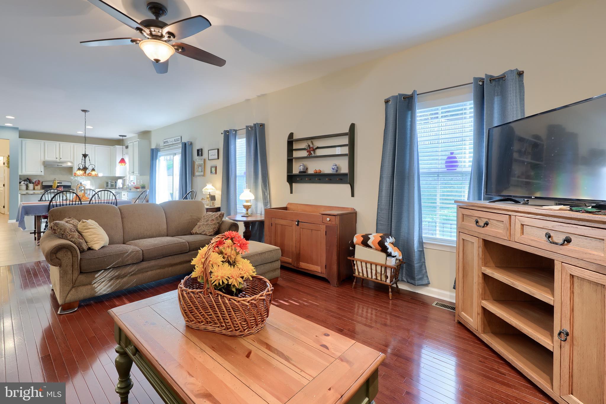 RUSSETT FARMS - Residential