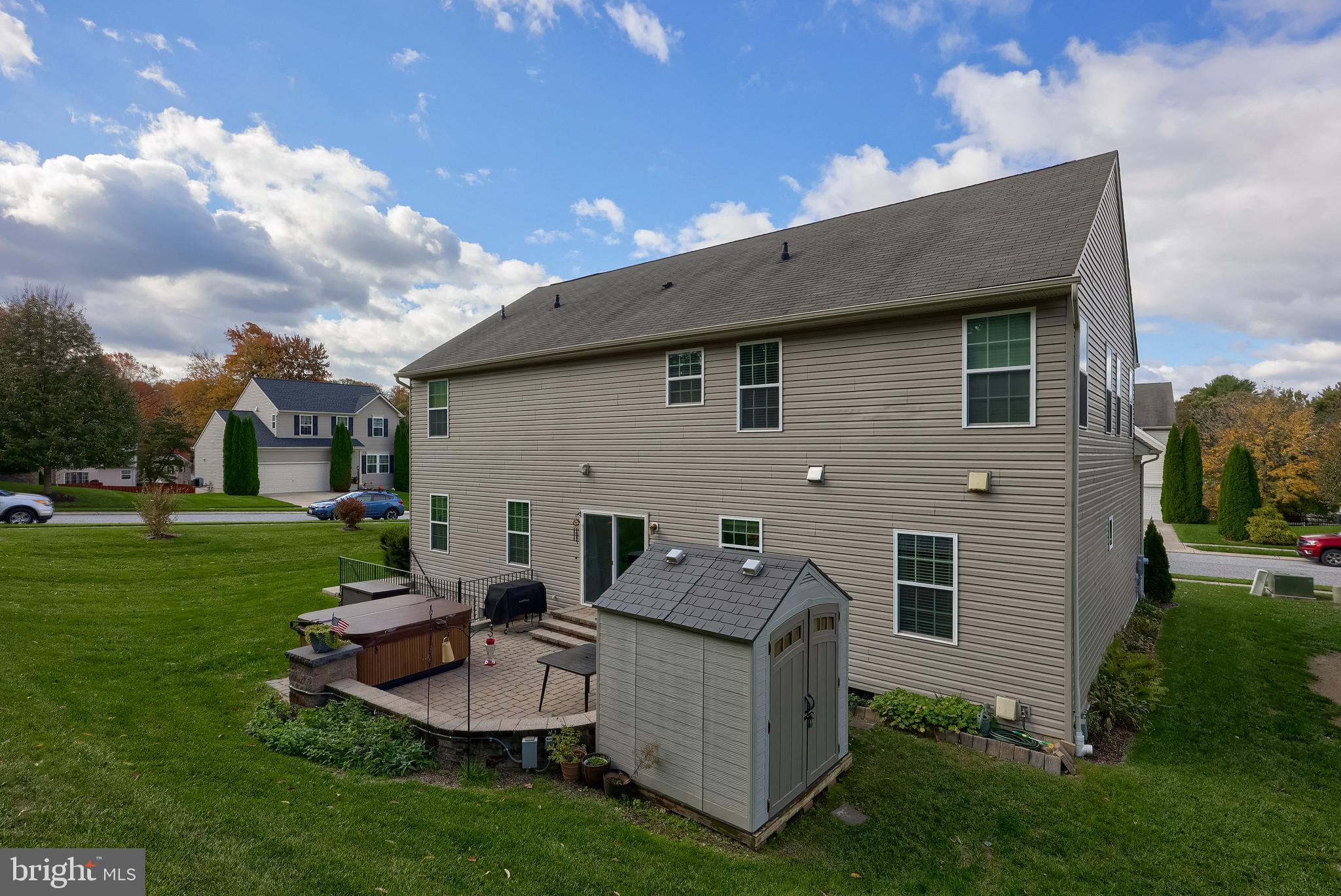 RUSSETT FARMS - Residential