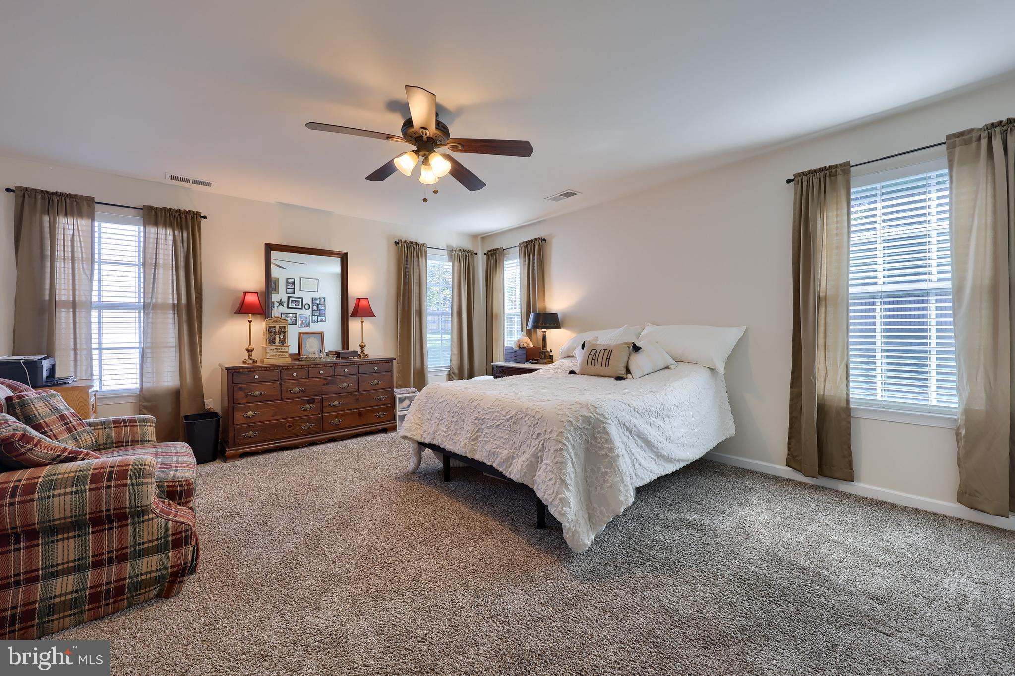 RUSSETT FARMS - Residential