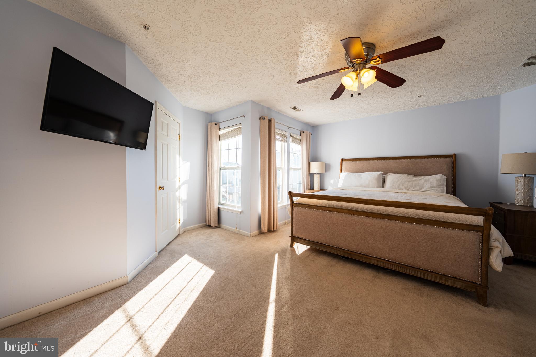 PERRY HALL FARMS - Residential