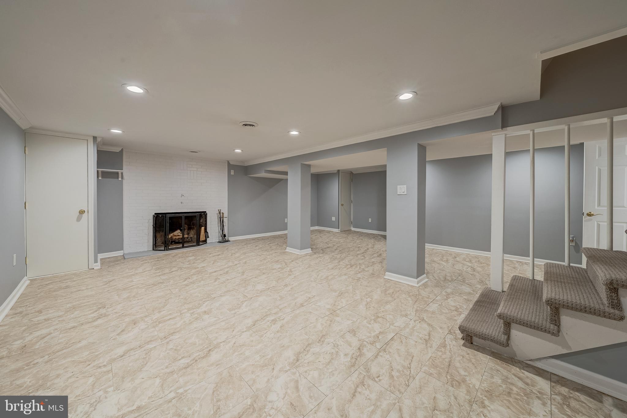 BULL RUN ESTATES - Residential