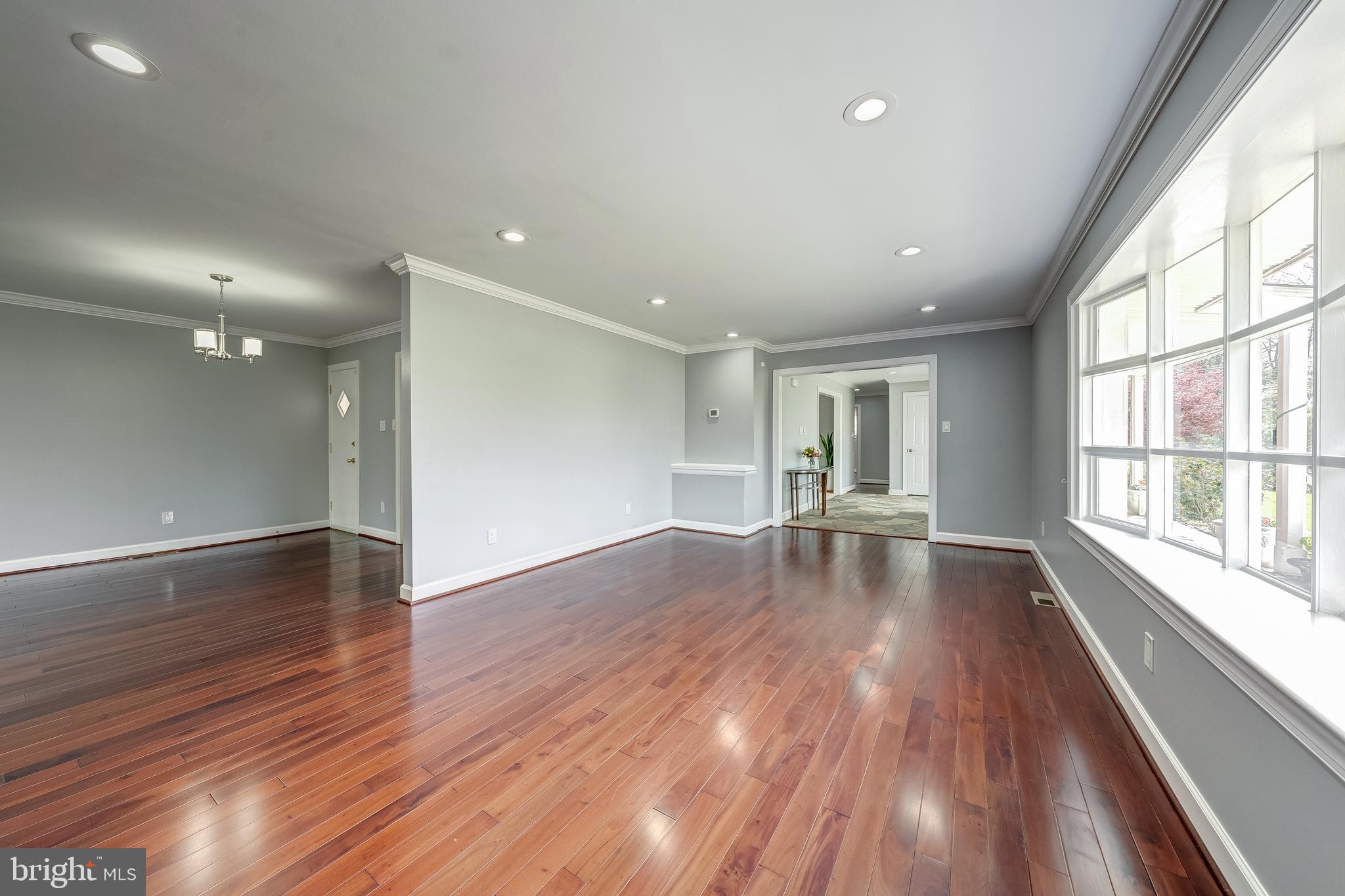 BULL RUN ESTATES - Residential