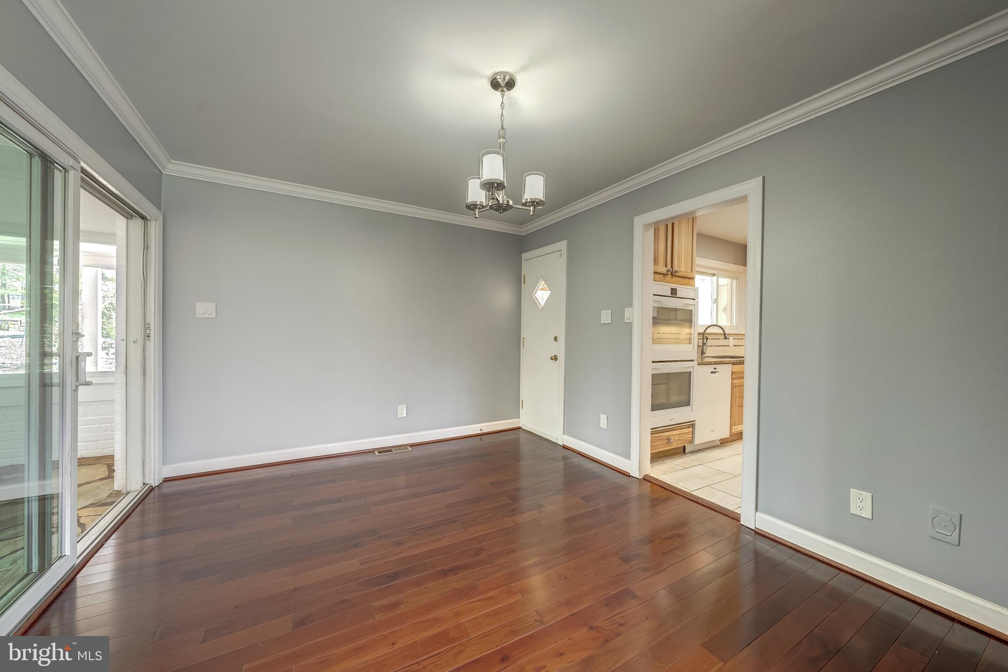 BULL RUN ESTATES - Residential