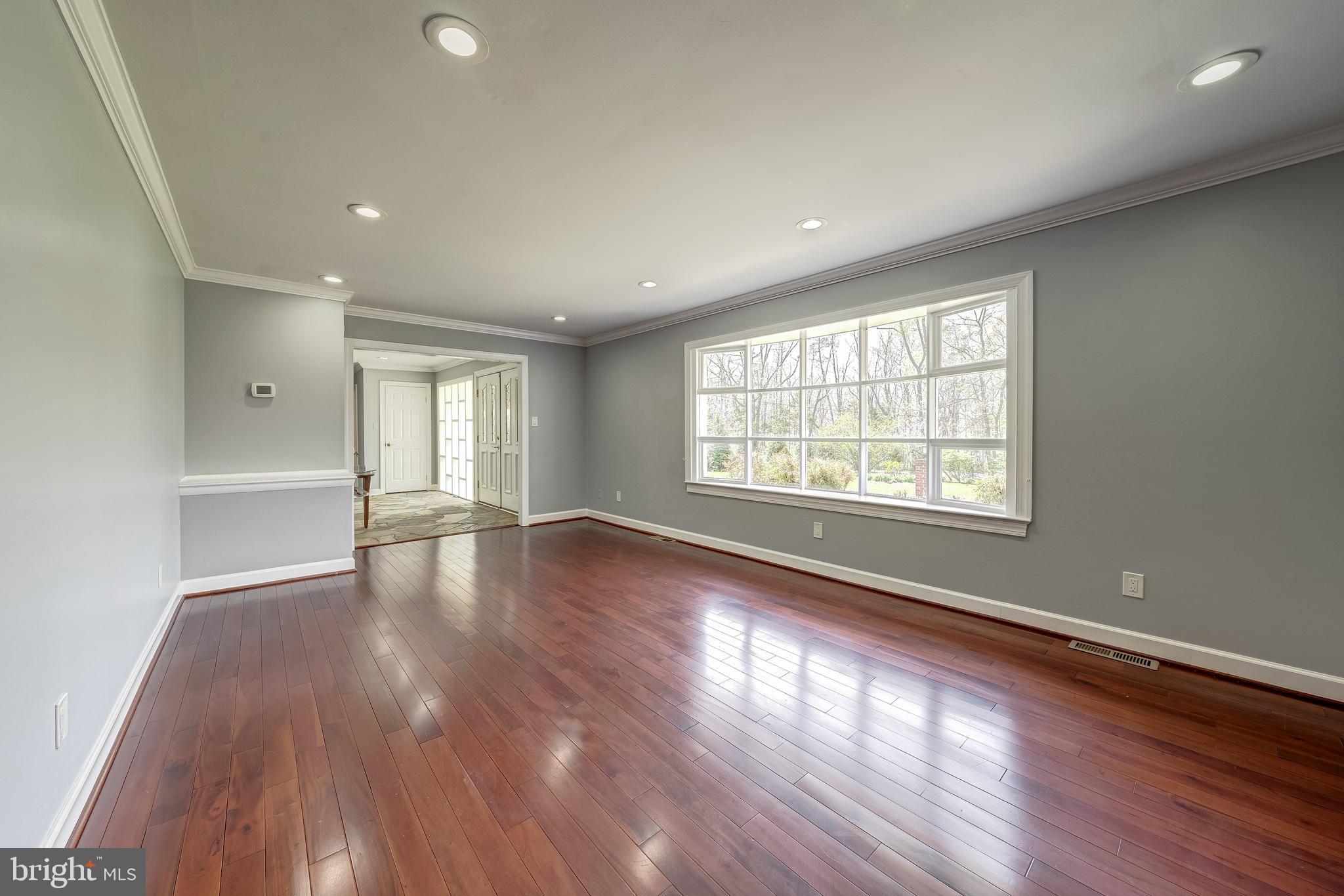 BULL RUN ESTATES - Residential