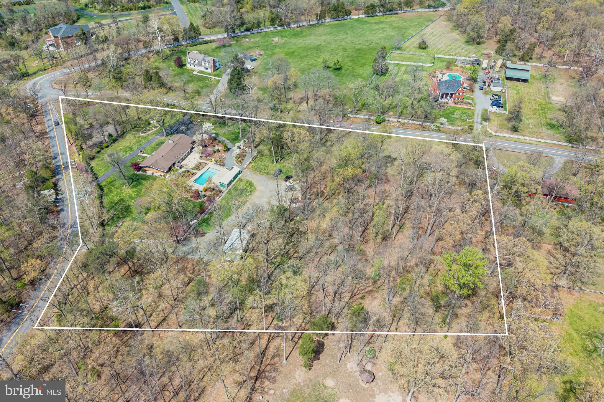 BULL RUN ESTATES - Residential